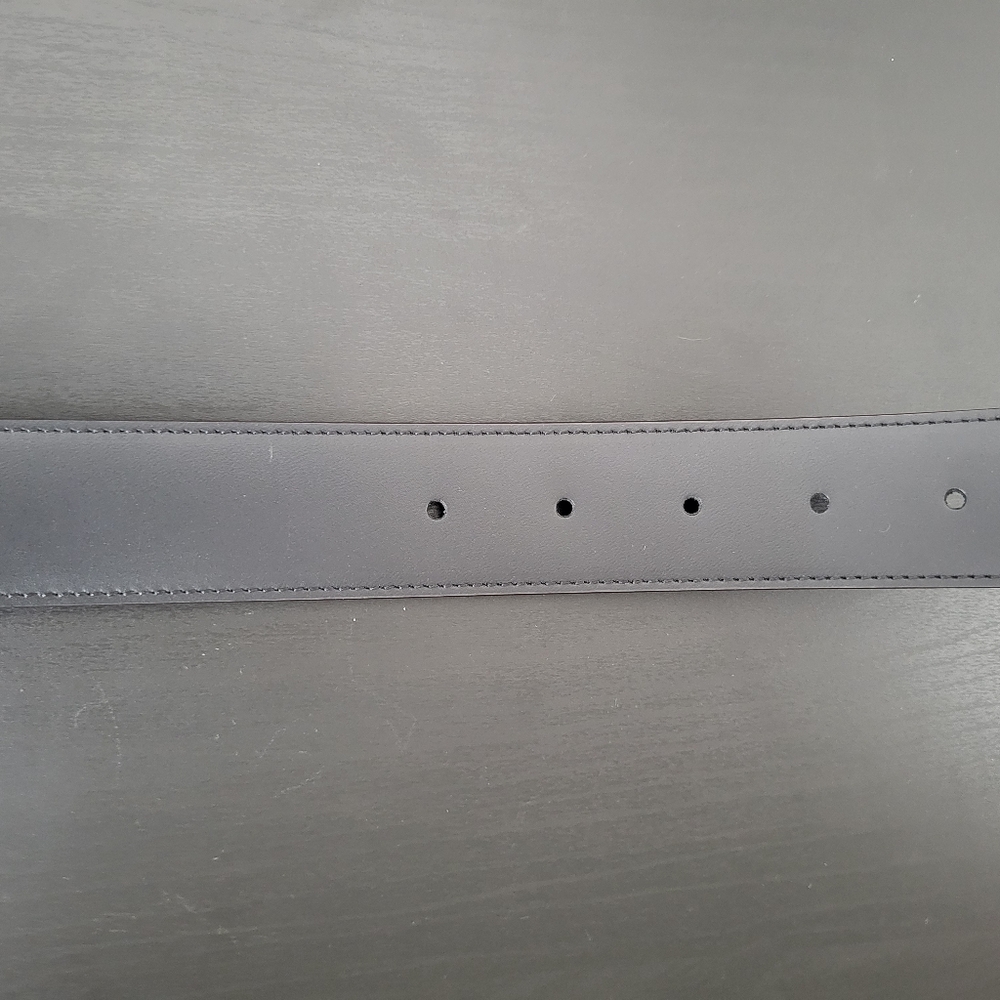 Louis Vuitton Black Belt - Picture 5 of 6